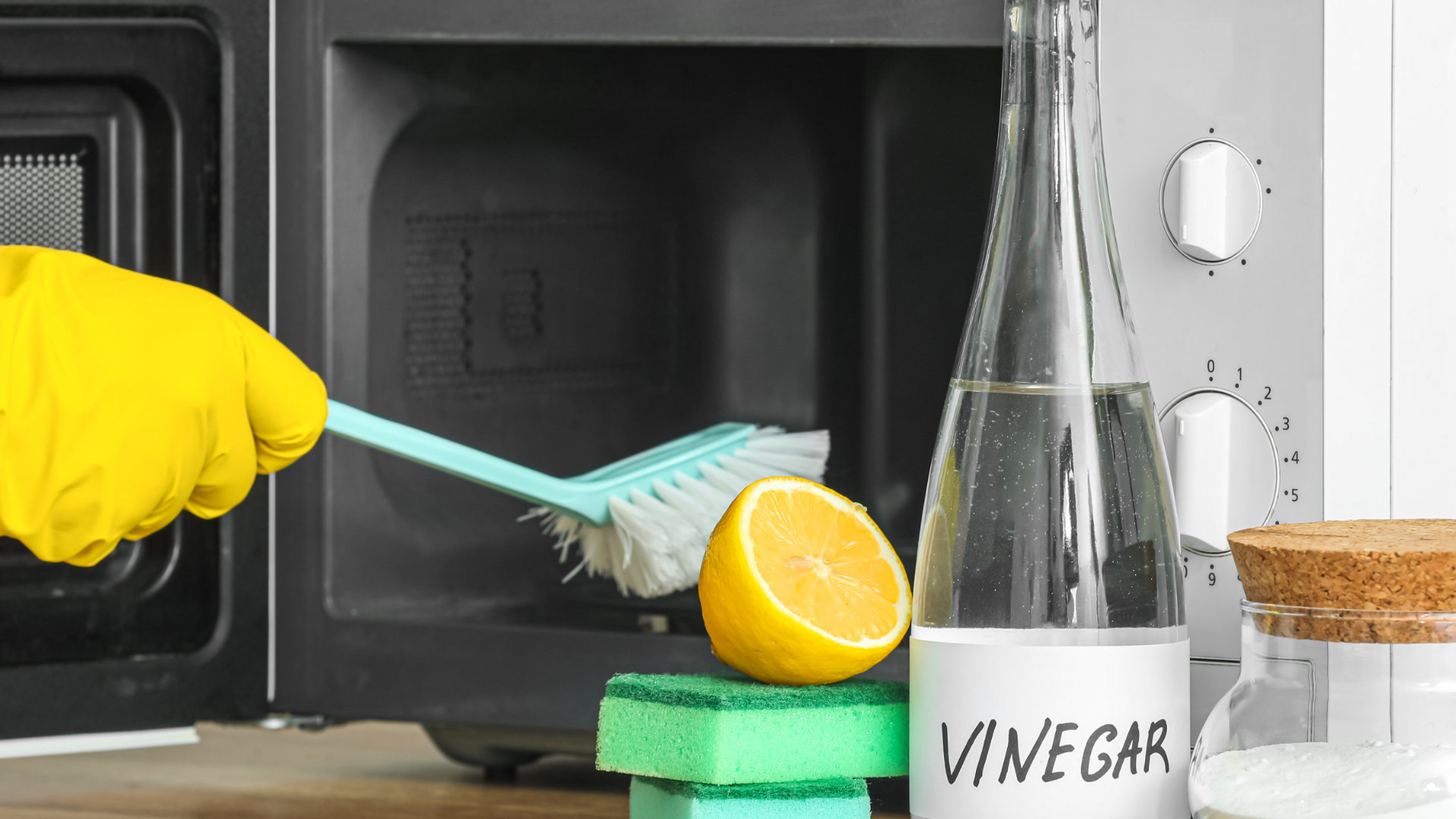 Featured image for “How to Clean Your Microwave with Vinegar (In 6 Steps)”