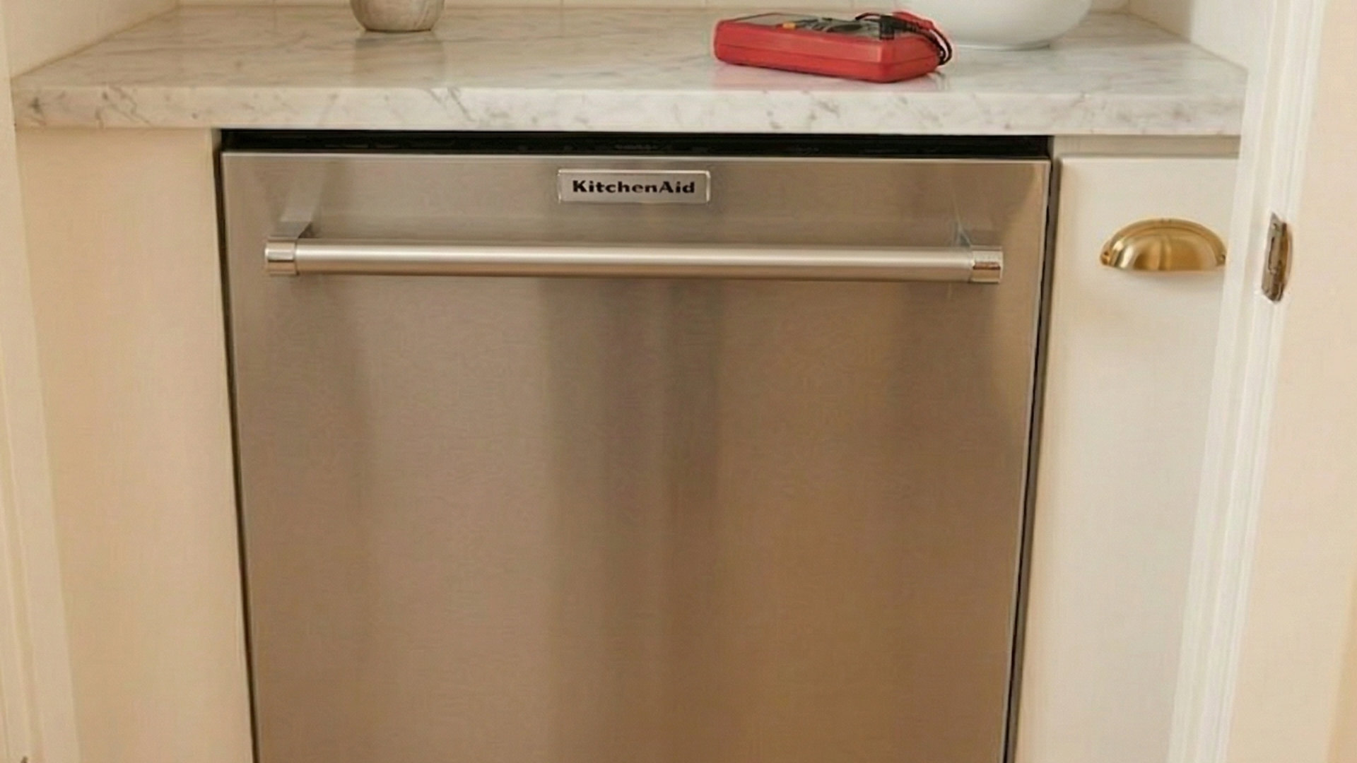 Featured image for “KitchenAid Dishwashers: Worth the Premium, But Here’s What to Expect”